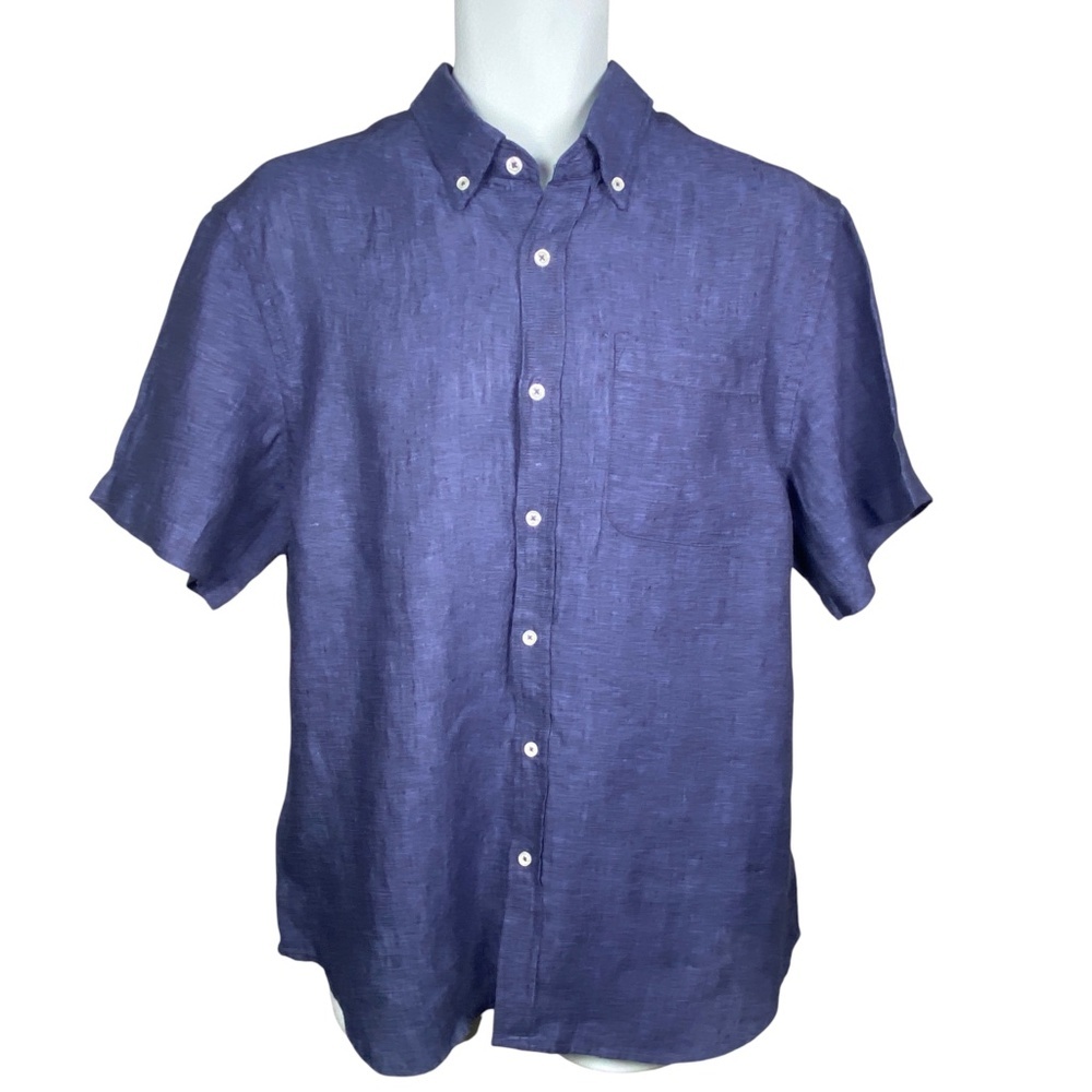 Short Sleeve Button-Down Linen Shirt in Navy
